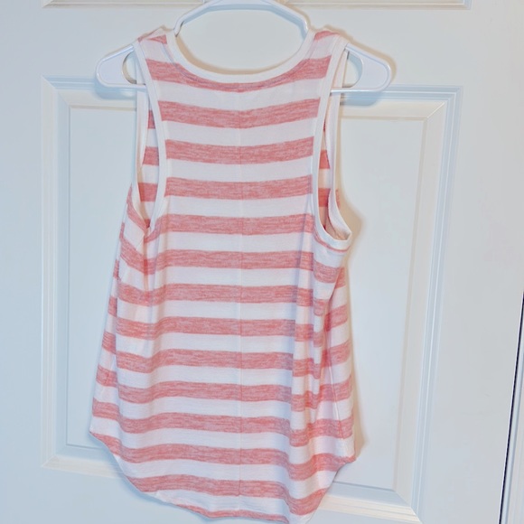 Size medium - Picture 2 of 3